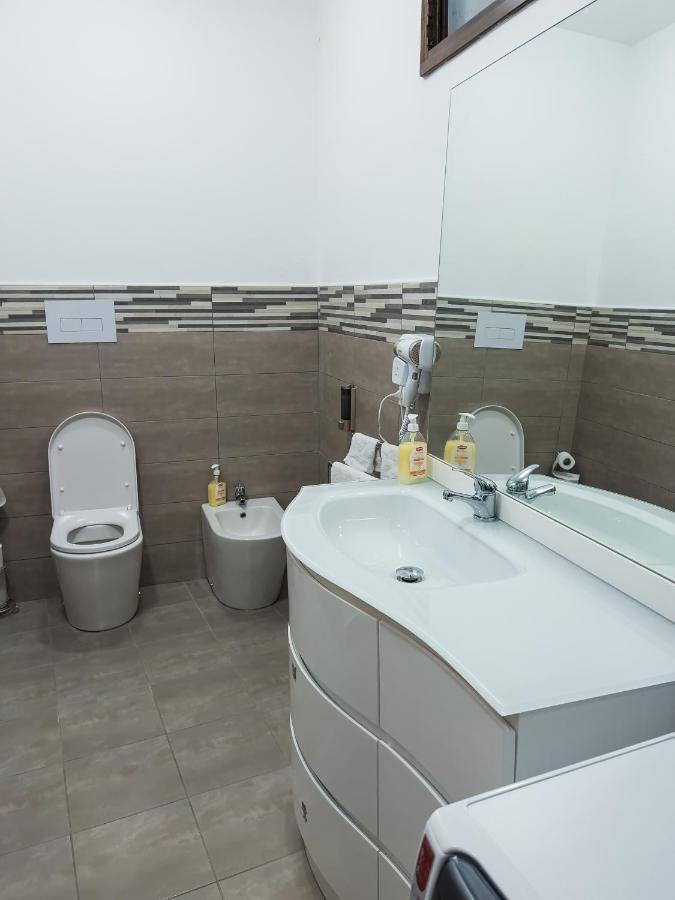 El Rocol Aparthotel เวซซาโดโญ ภายนอก รูปภาพ
